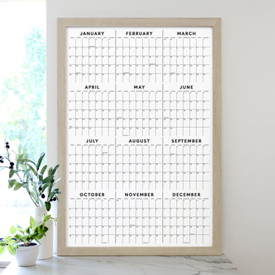 2025 Yearly calendar with DATES and HOLIDAYS